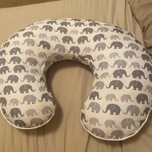 Boppy elephant Print Nursing Pillow